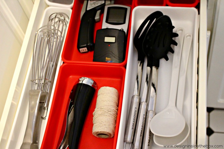 kitchen-drawer-organized-after-drawer3